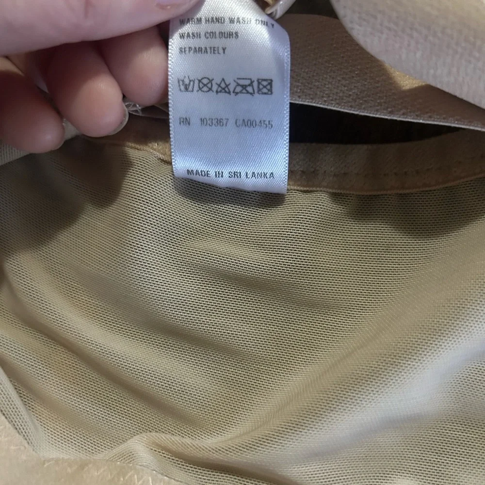 Elomi 3911 Smoothing Seam Free Underwire‎ Bra Nude 48D